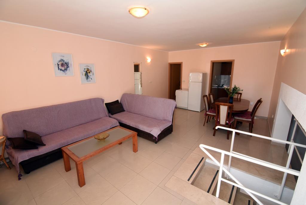 Apartments Coric Baška Voda المظهر الخارجي الصورة
